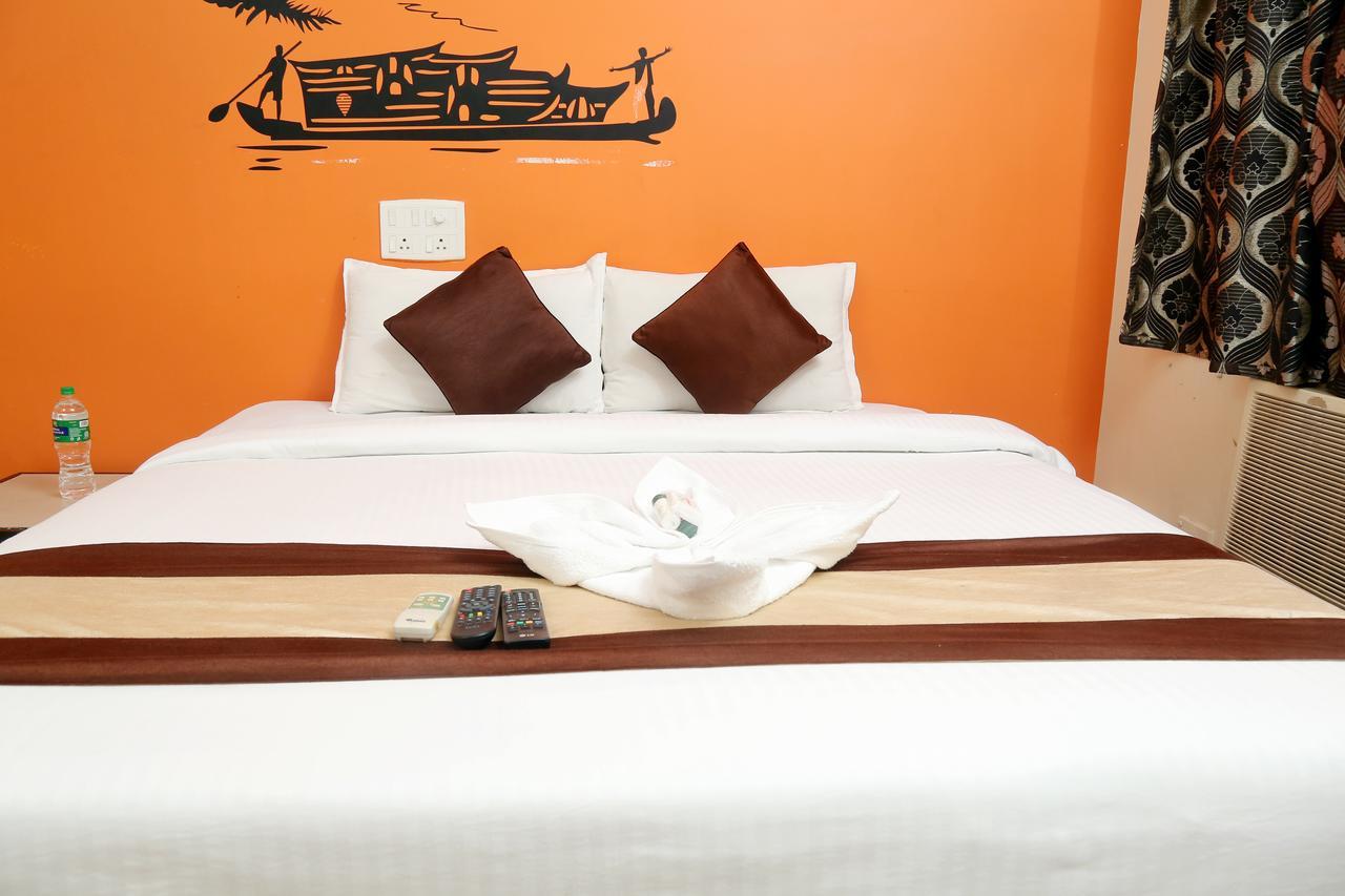 شيناي Rich Inn Suites - Next To Accord Metropolitian. المظهر الخارجي الصورة